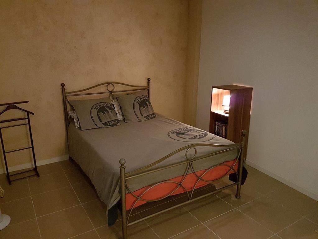 Guesthouse Canet-en-Roussillon Bagian luar foto